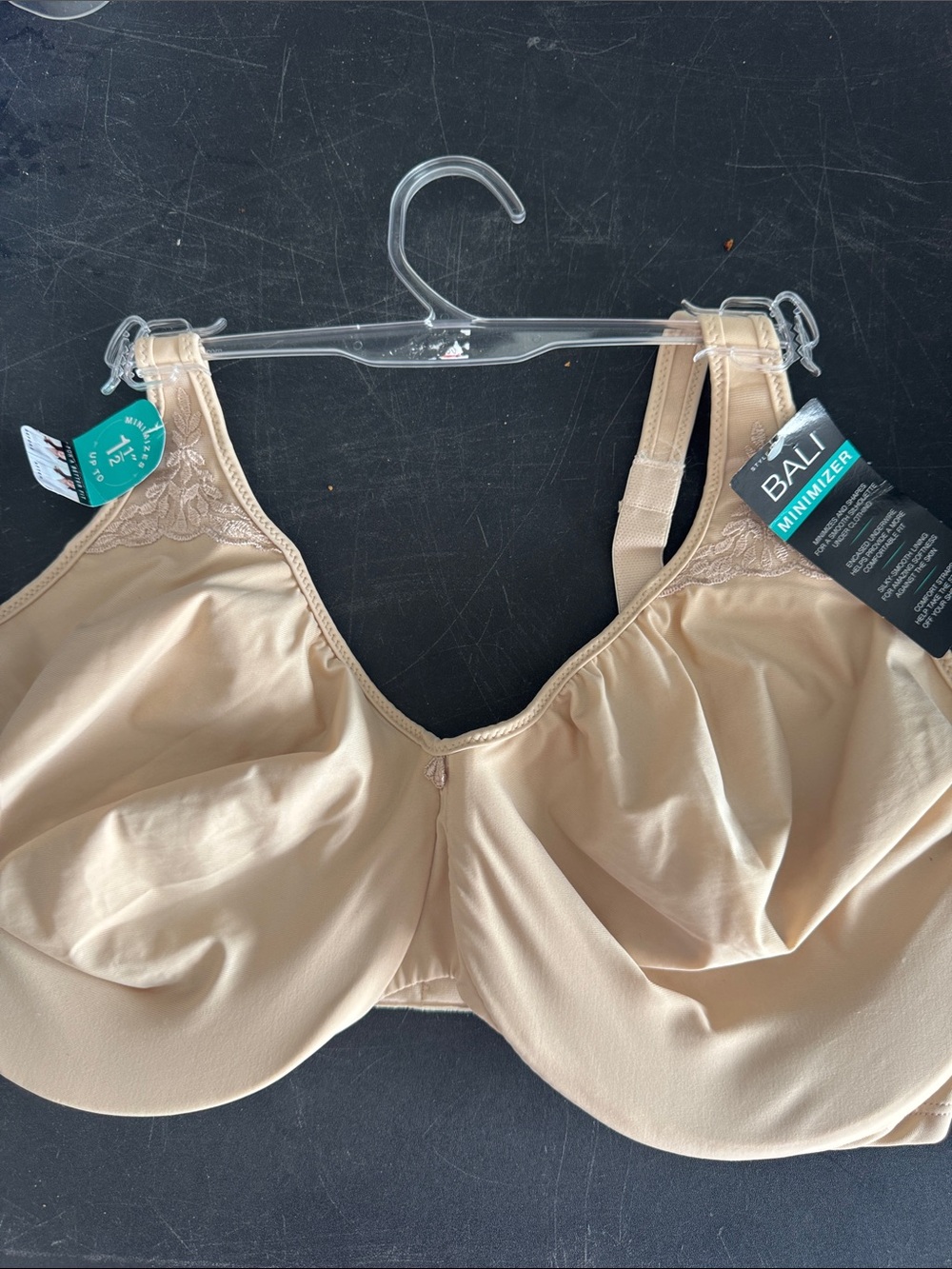 Bali Minimizer Bra in Beige/Nude with Lace Accents